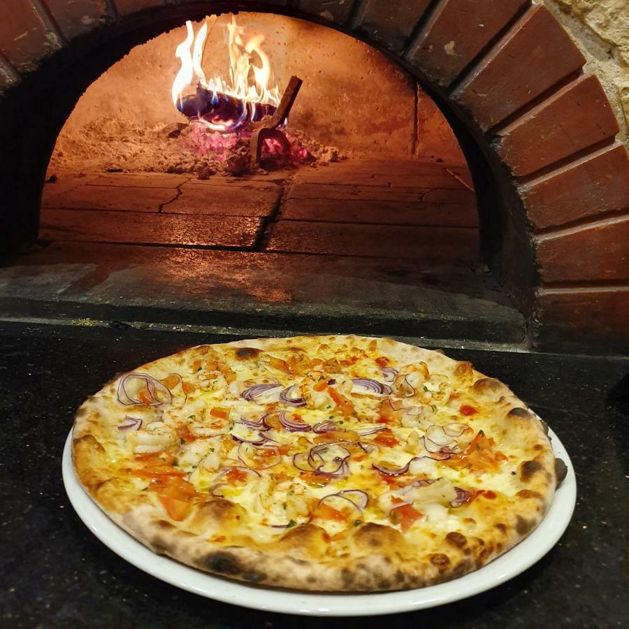 Buongustaio1 Zimmer Mit Ensuite T&B Morschach Kültér fotó