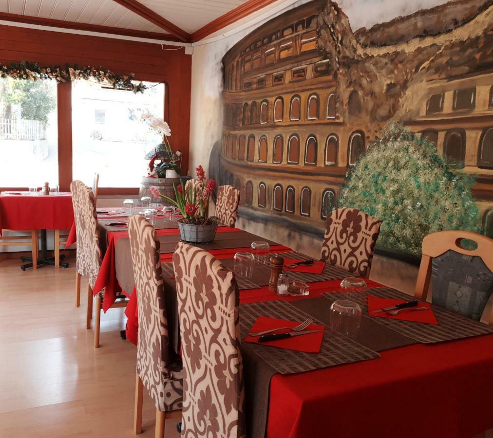 Buongustaio1 Zimmer Mit Ensuite T&B Morschach Kültér fotó