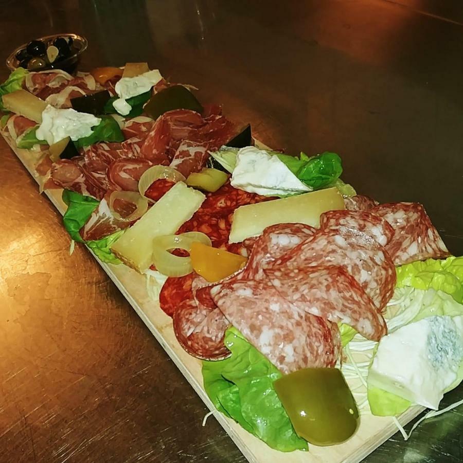 Buongustaio1 Zimmer Mit Ensuite T&B Morschach Kültér fotó
